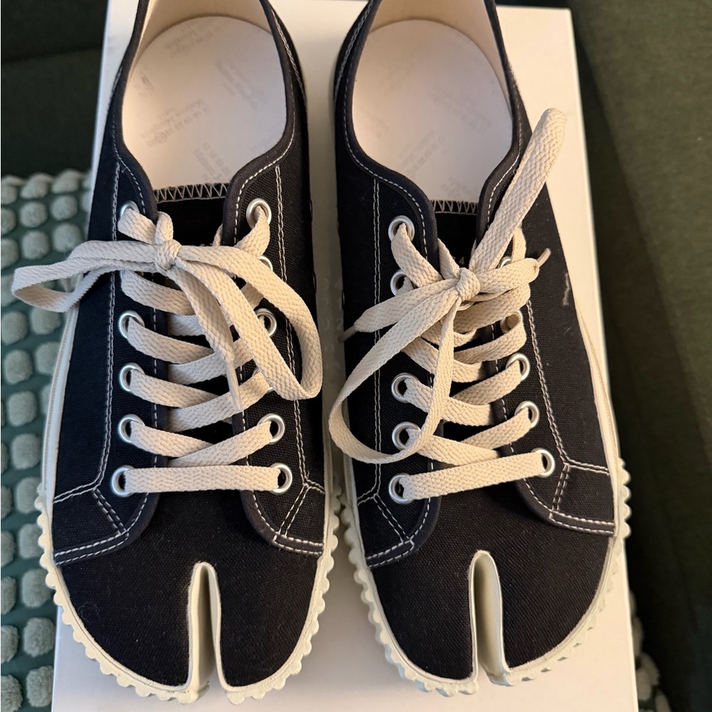 Maison Martin Margiela Black Canvas Sneakers - Picture 2 of 7
